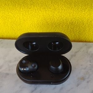 MPow Black Wireless Earbuds with Charging Case NWOT